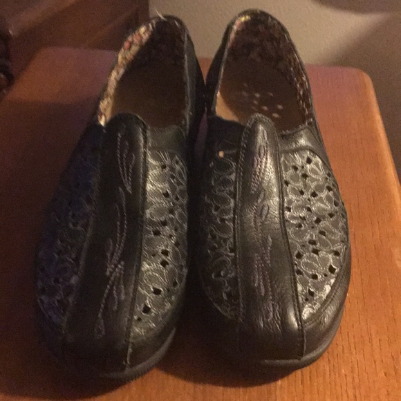 Gravity Defyer Shoes - Gravity Defyer Black Women’s Shoes Size 10.5